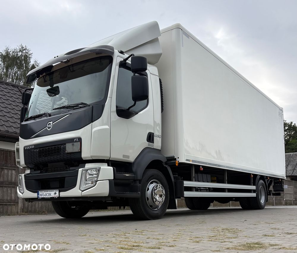 Volvo FL 16.280 Kontener Z Windą 18EP Perfekcyjny Stan - 33