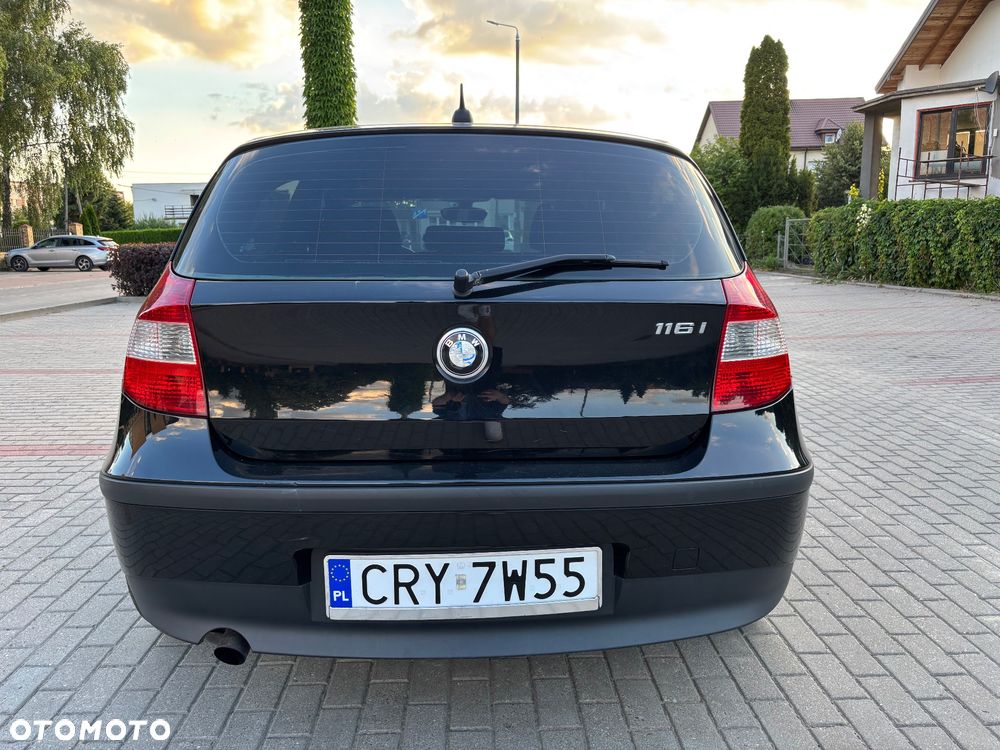 BMW Seria 1 116i - 4