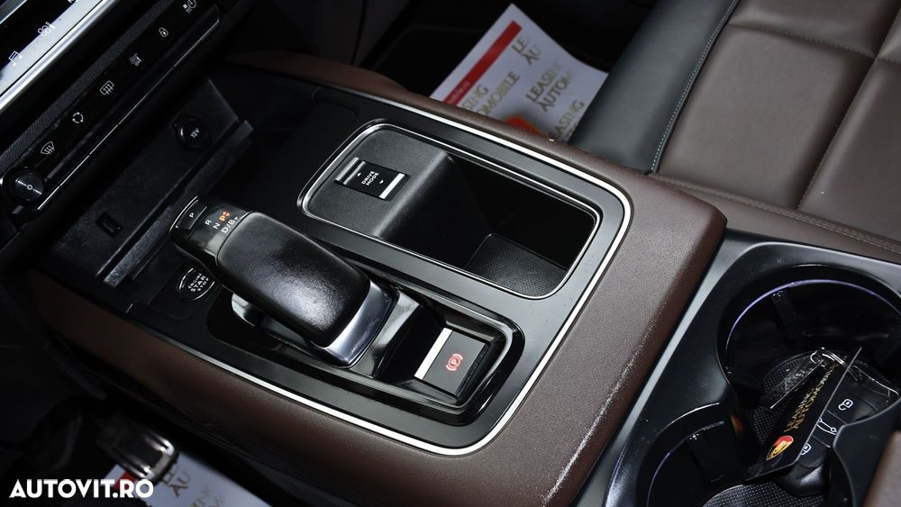 Citroën C5 Aircross 225 e-EAT8 SHINE PACK - 16