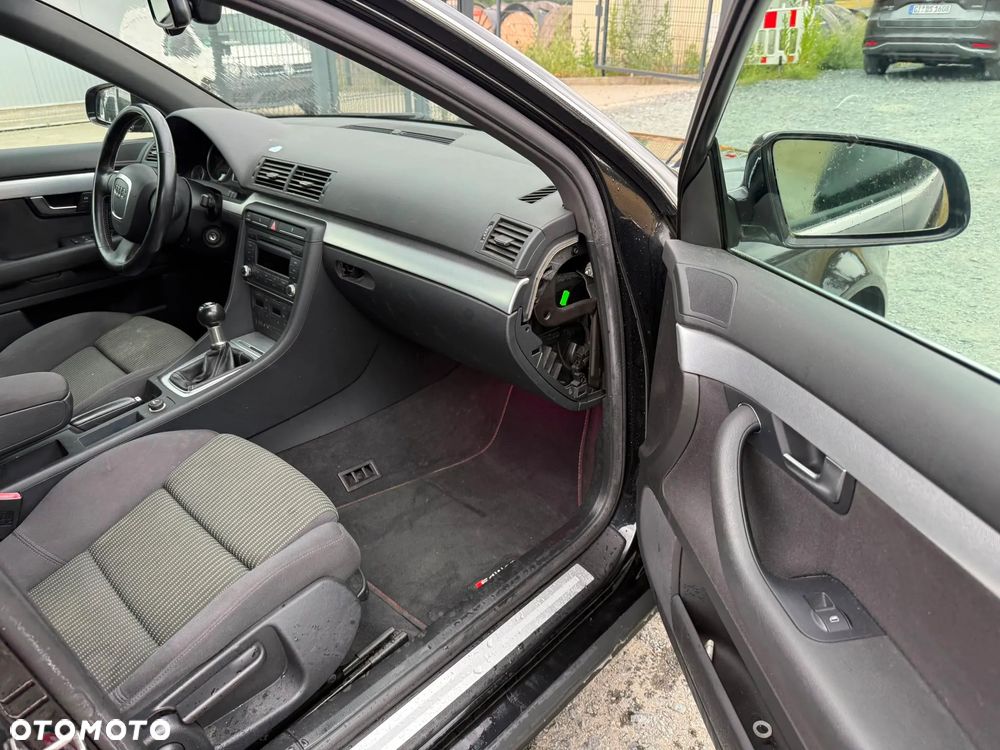 Audi A4 Avant - 11