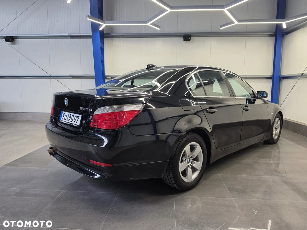 BMW Seria 5 520d Special Edition - 19
