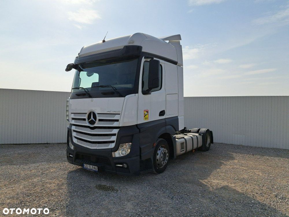 Mercedes-Benz Actros - 2