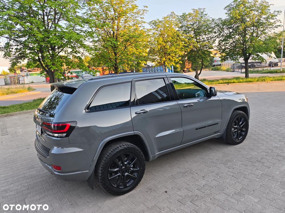 Jeep Grand Cherokee - 3