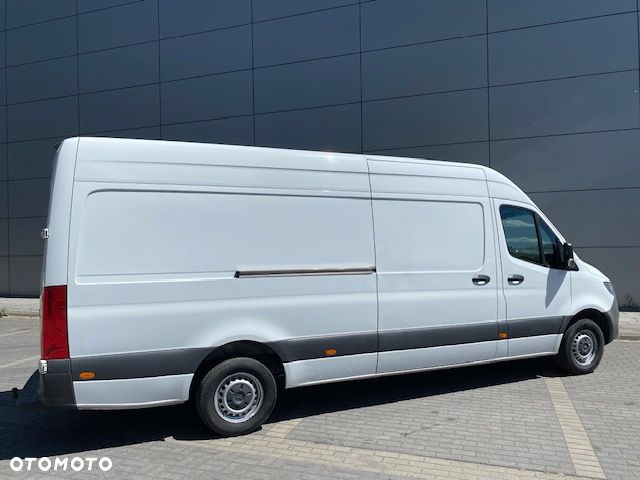 Mercedes-Benz Sprinter - 9