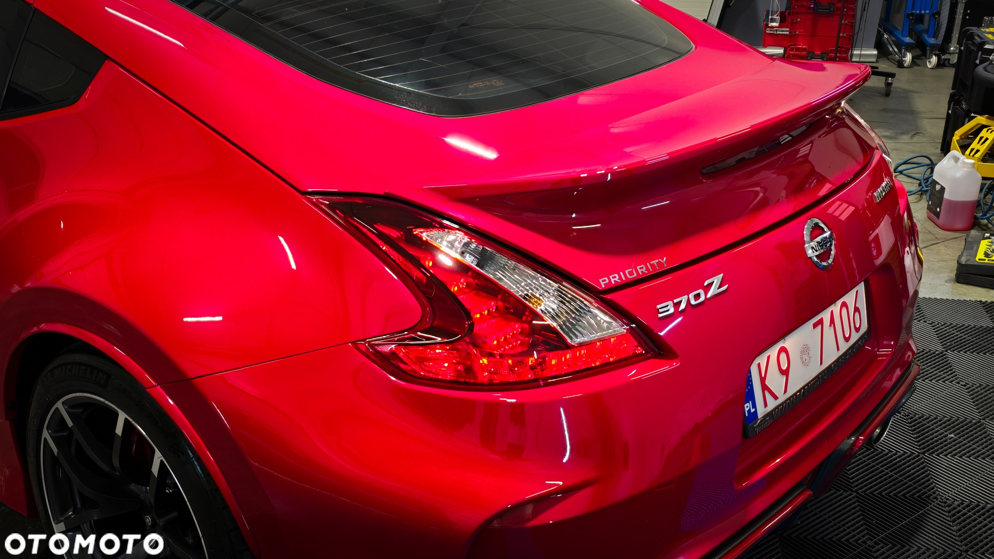 Nissan 370 Z - 3