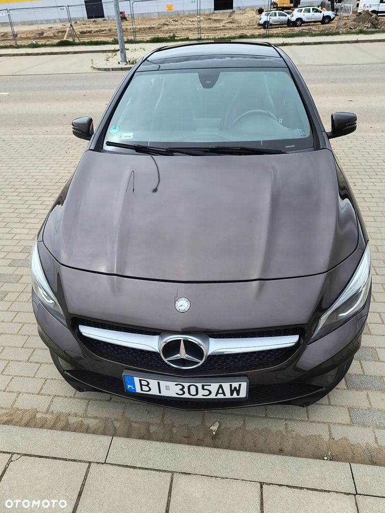 Mercedes-Benz CLA 180 7G-DCT - 2