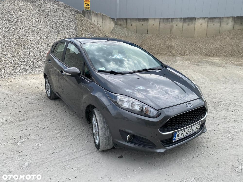 Ford Fiesta - 2