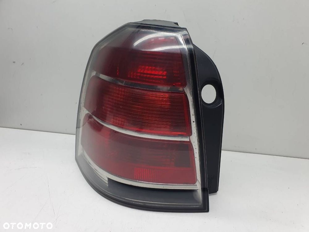 LAMPA TYŁ LEWA OPEL ZAFIRA B 15-442-1948L EUROPA - 1