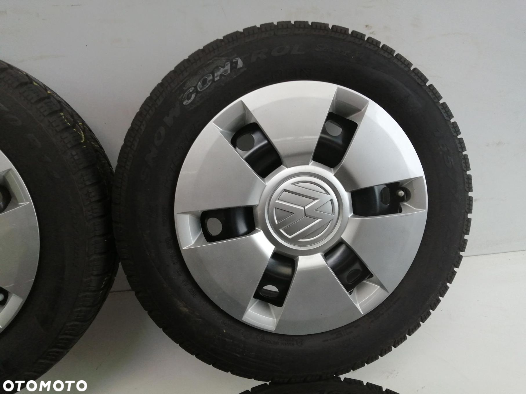 Koła 4x100 14 Vw Up Pirelli  8mm (A9192) - 3