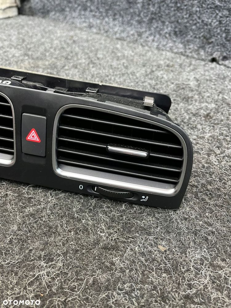 vw golf VI lift kratka nawiewu środkowa 5K0819743 - 4