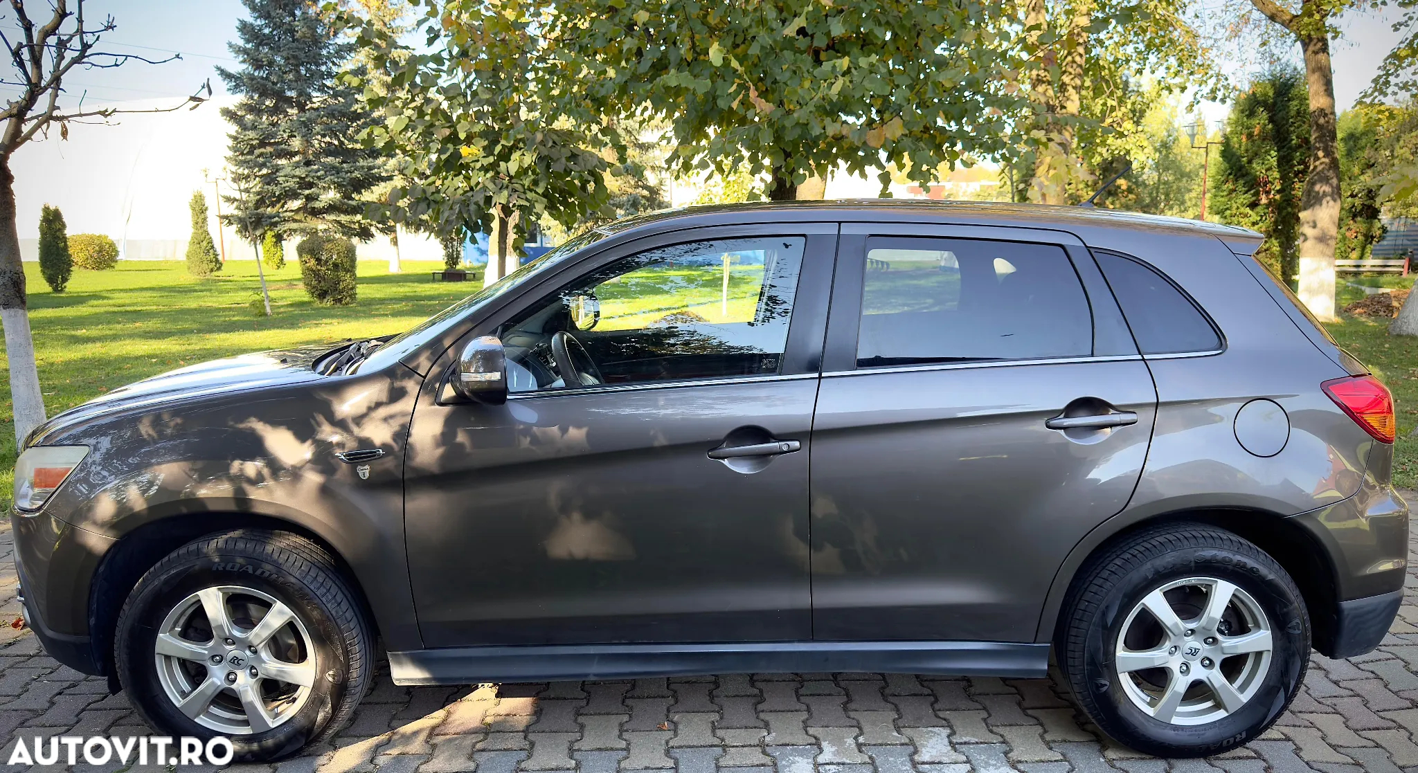 Mitsubishi ASX 1.8 DI-D 2WD Intense - 11