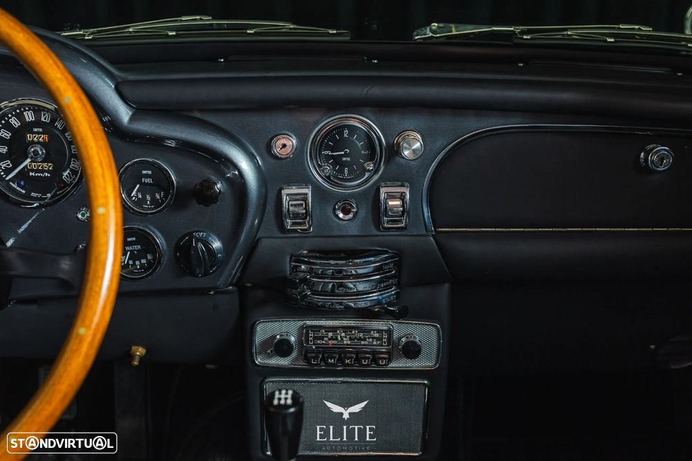 Aston Martin DB5 Coupé - 27