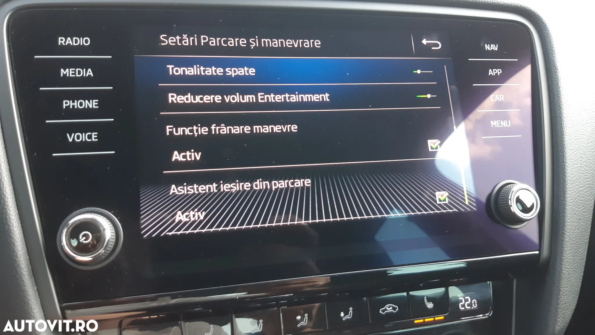 Skoda Octavia 2.0 TDI (Green tec) DSG Style - 36