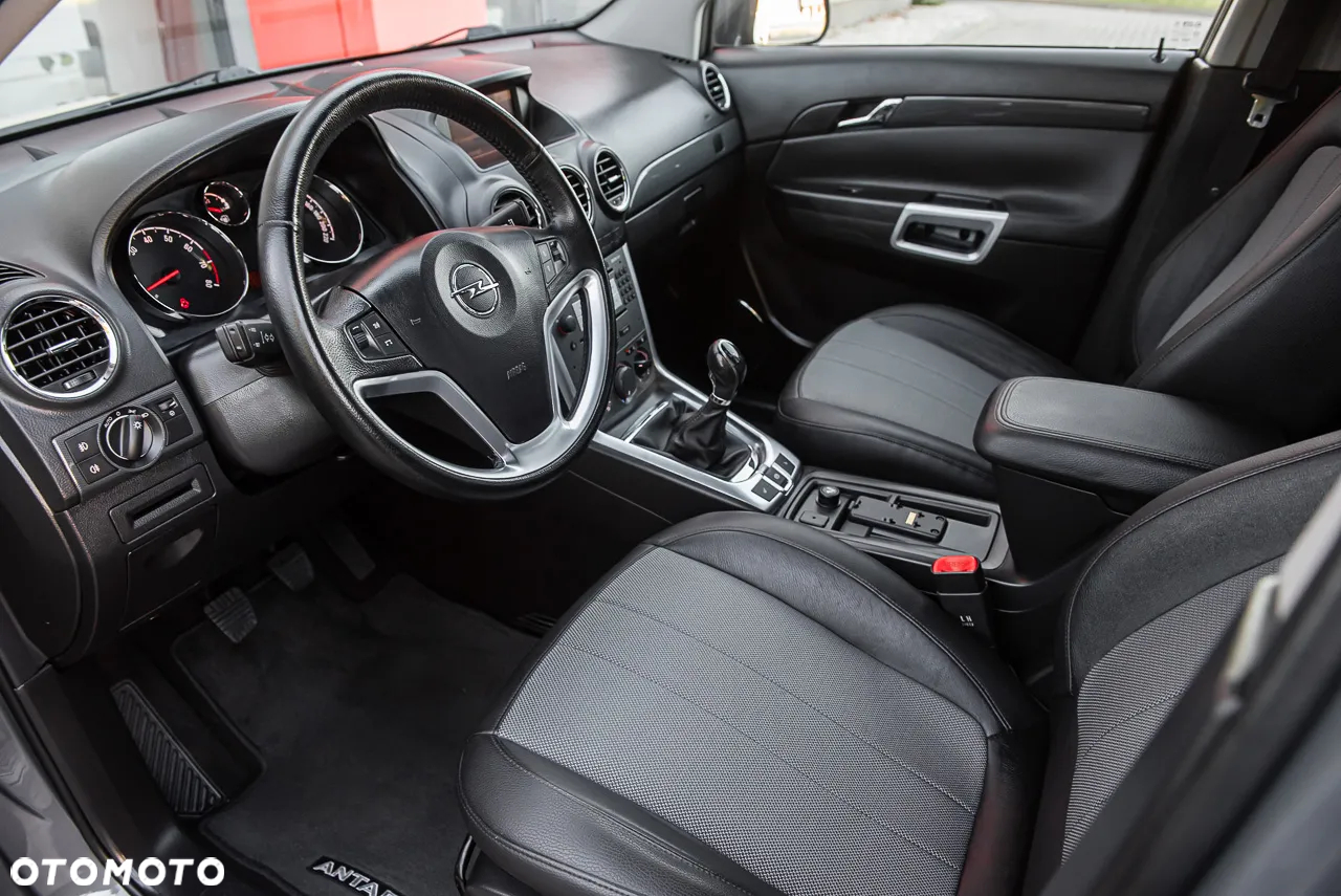 Opel Antara 2.4 4x4 Cosmo - 15
