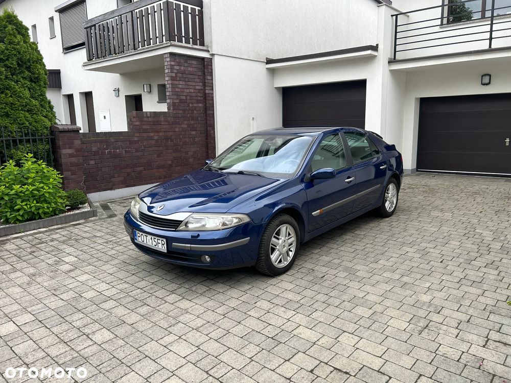 Renault Laguna - 1