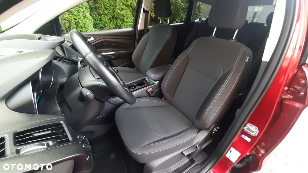 Ford Kuga 2.0 TDCi 4x2 Titanium - 30