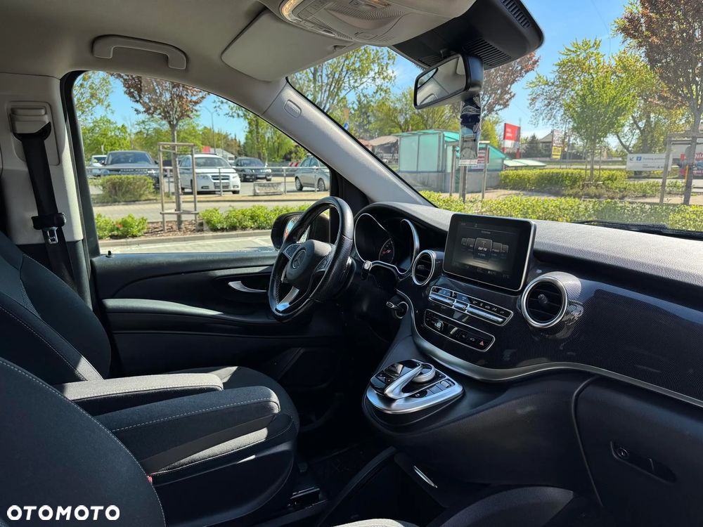 Mercedes-Benz Klasa V 250 d 4-Matic 7G-Tronic - 12