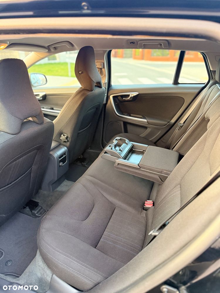 Volvo V60 - 15
