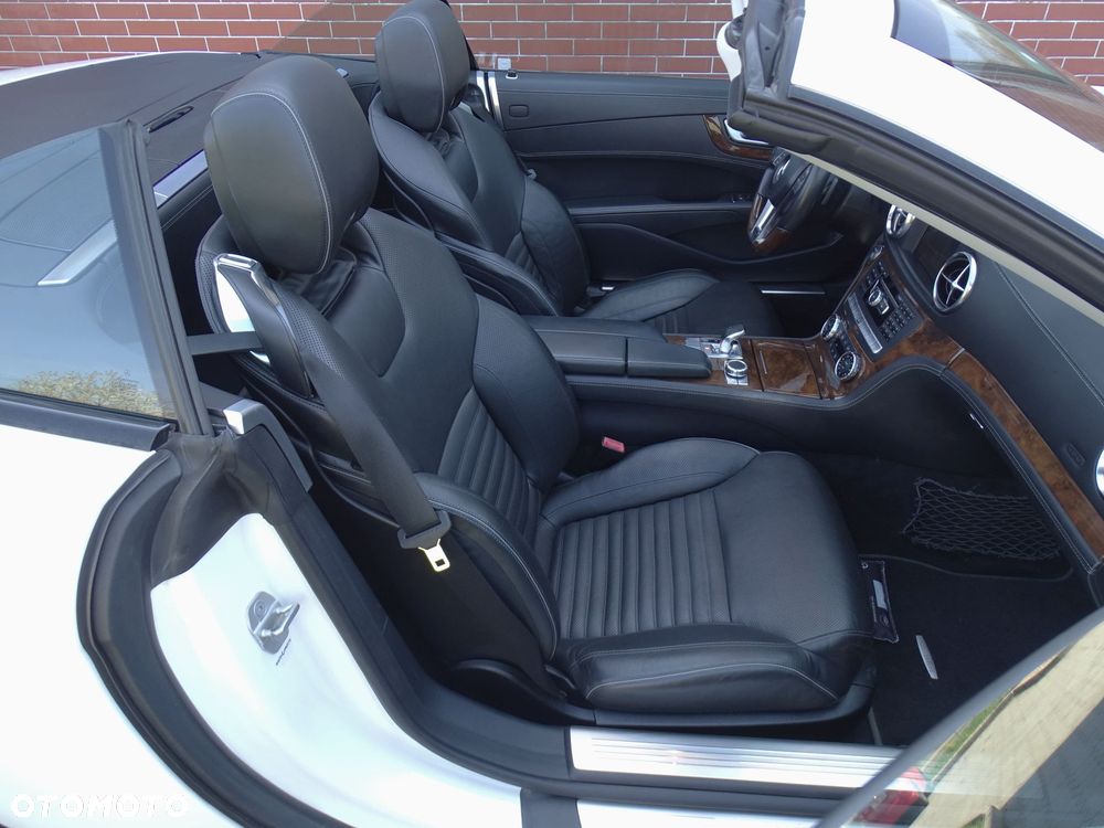 Mercedes-Benz SL 500 7G-TRONIC - 8