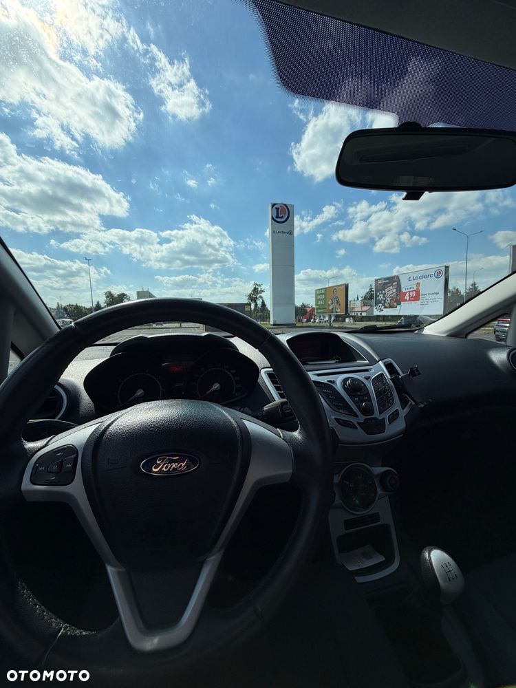 Ford Fiesta 1.4 Silver X - 11