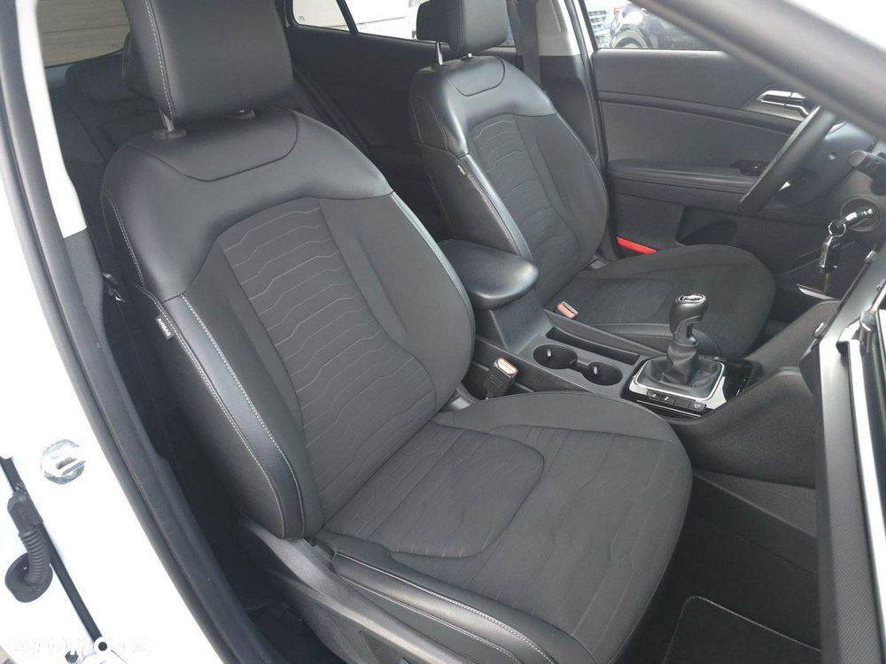 Kia Sportage - 13
