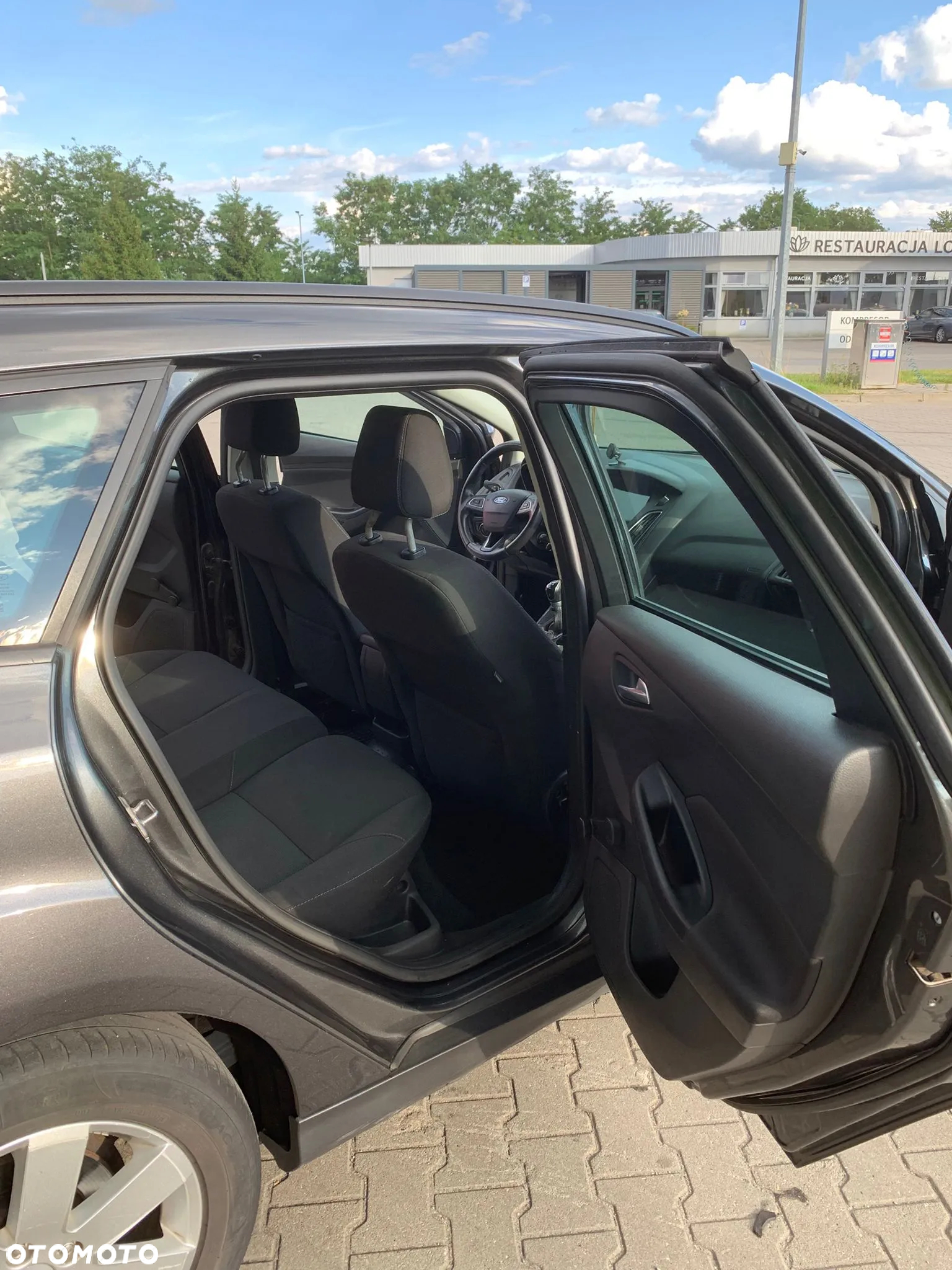 Ford Focus 1.0 EcoBoost Trend ASS - 28