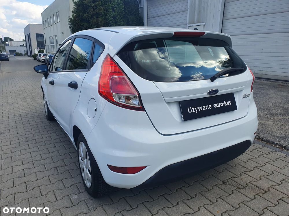 Ford Fiesta 1.25 Ambiente - 21