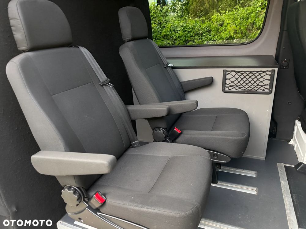 Mercedes-Benz SPRINTER - 28