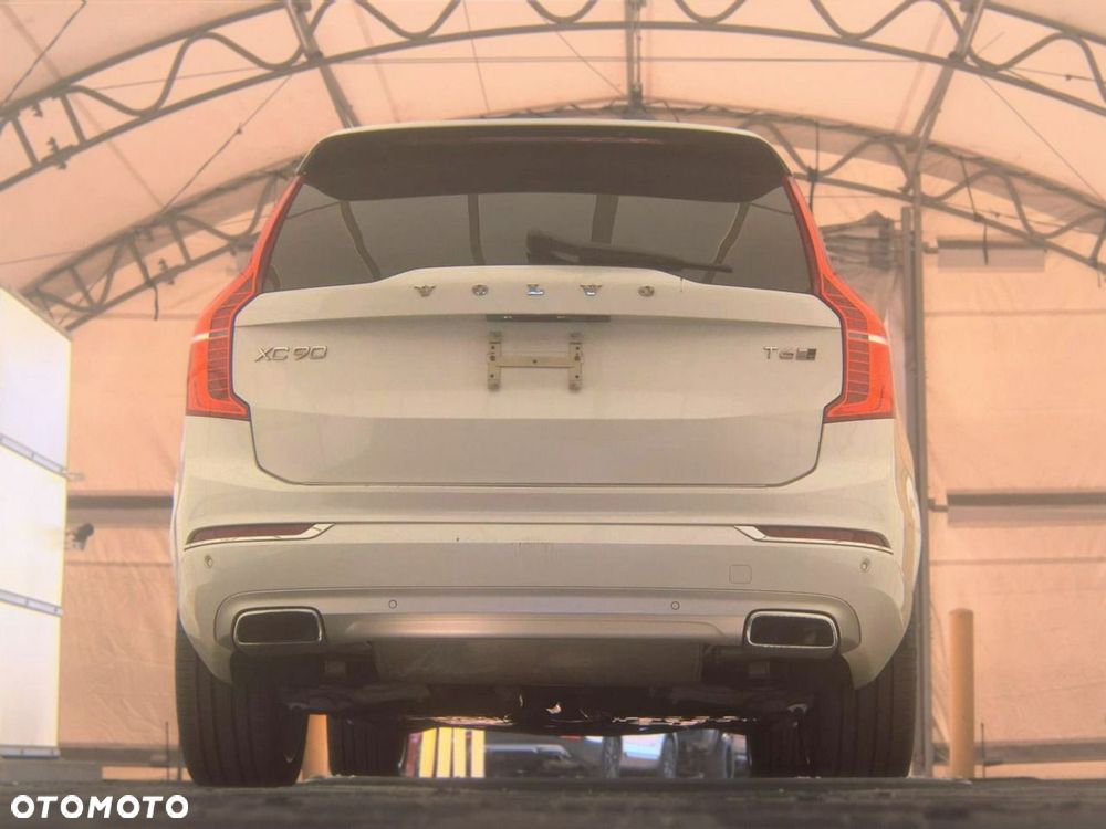 Volvo XC 90 - 4