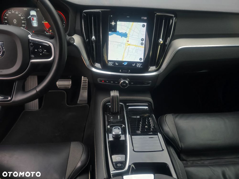 Volvo V60 T6 AWD Plug-In Hybrid Inscription Expression - 27