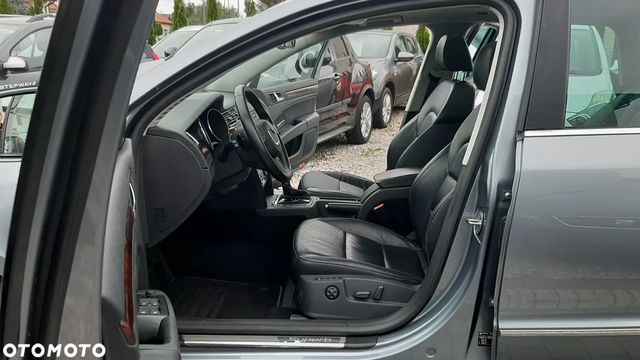 Skoda Superb 2.0 TDI Elegance DSG - 7