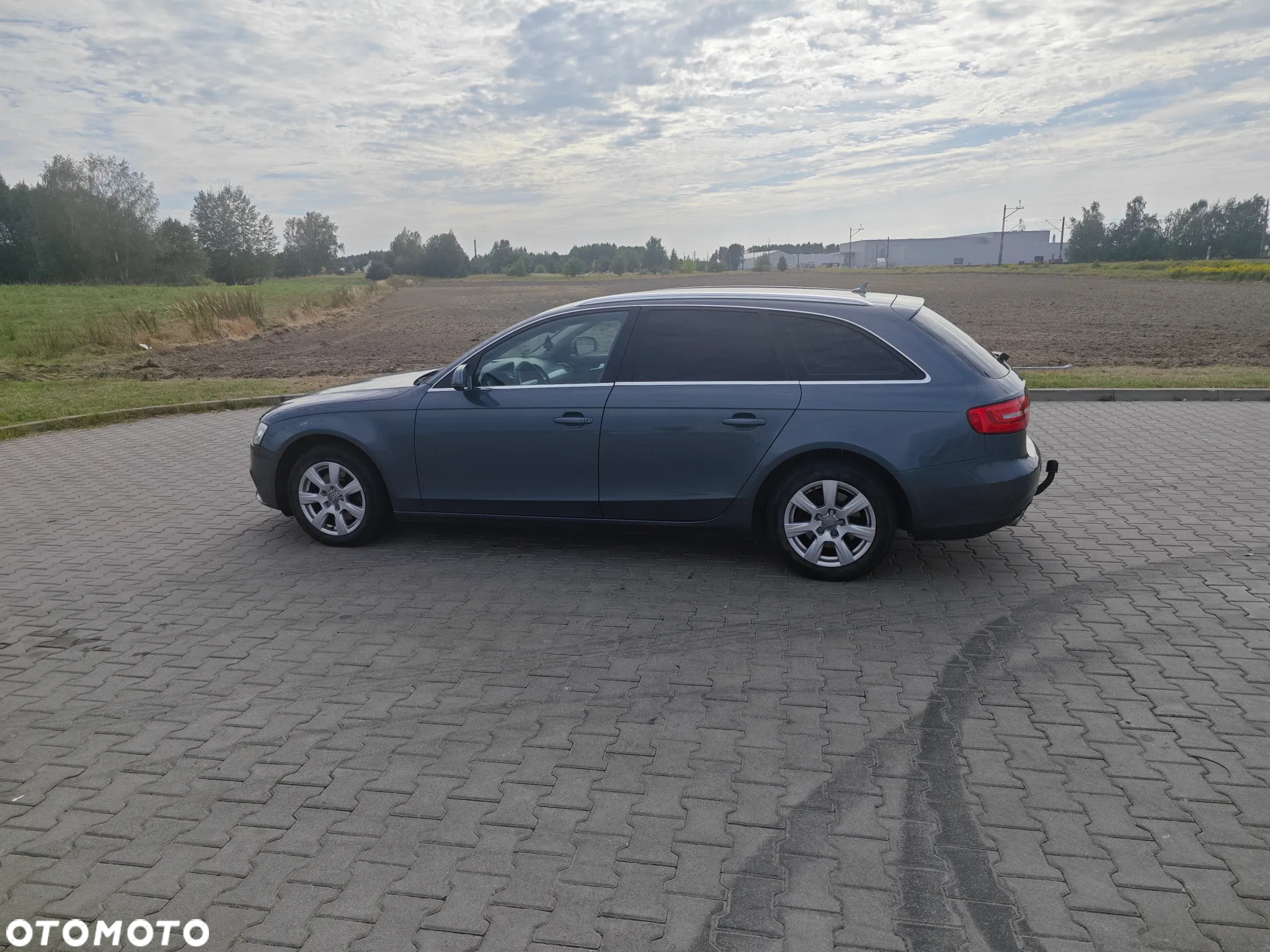 Audi A4 2.0 TDI S tronic - 38