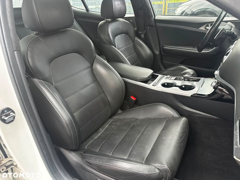Kia Stinger 3.3 T-GDI V6 GT Prestige Line AWD - 15