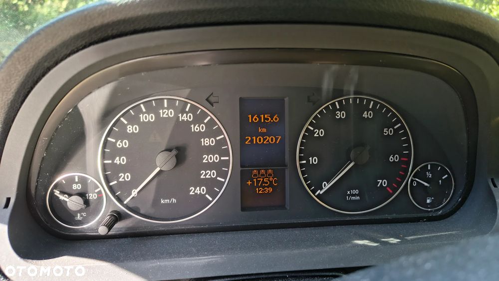 Mercedes-Benz A-Class 2004 photo 2