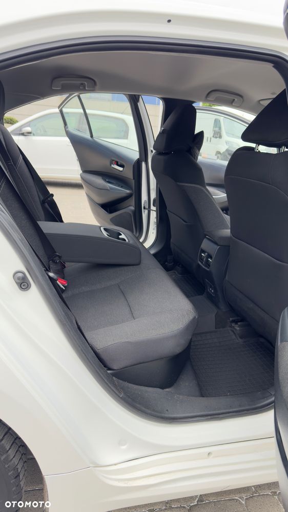 Toyota Corolla 1.8 Hybrid Comfort - 27
