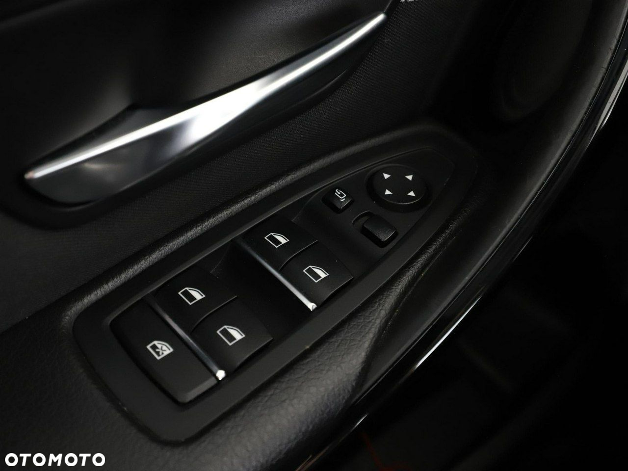 BMW Seria 3 320d Sport Line - 35