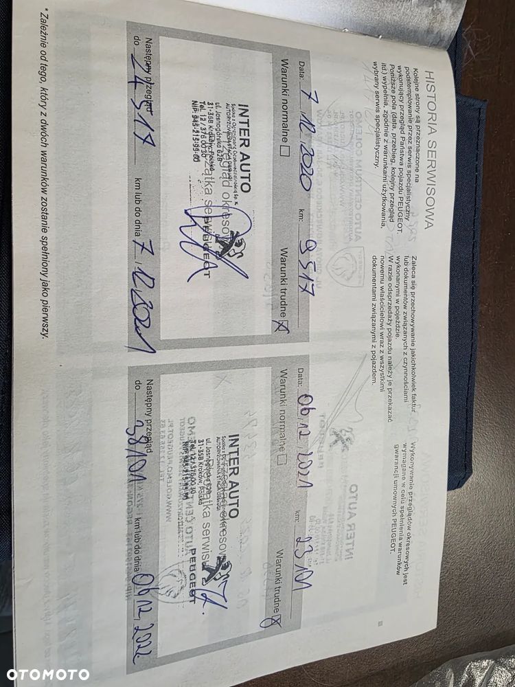 Peugeot 2008 1.2 Pure Tech Style S&S - 28