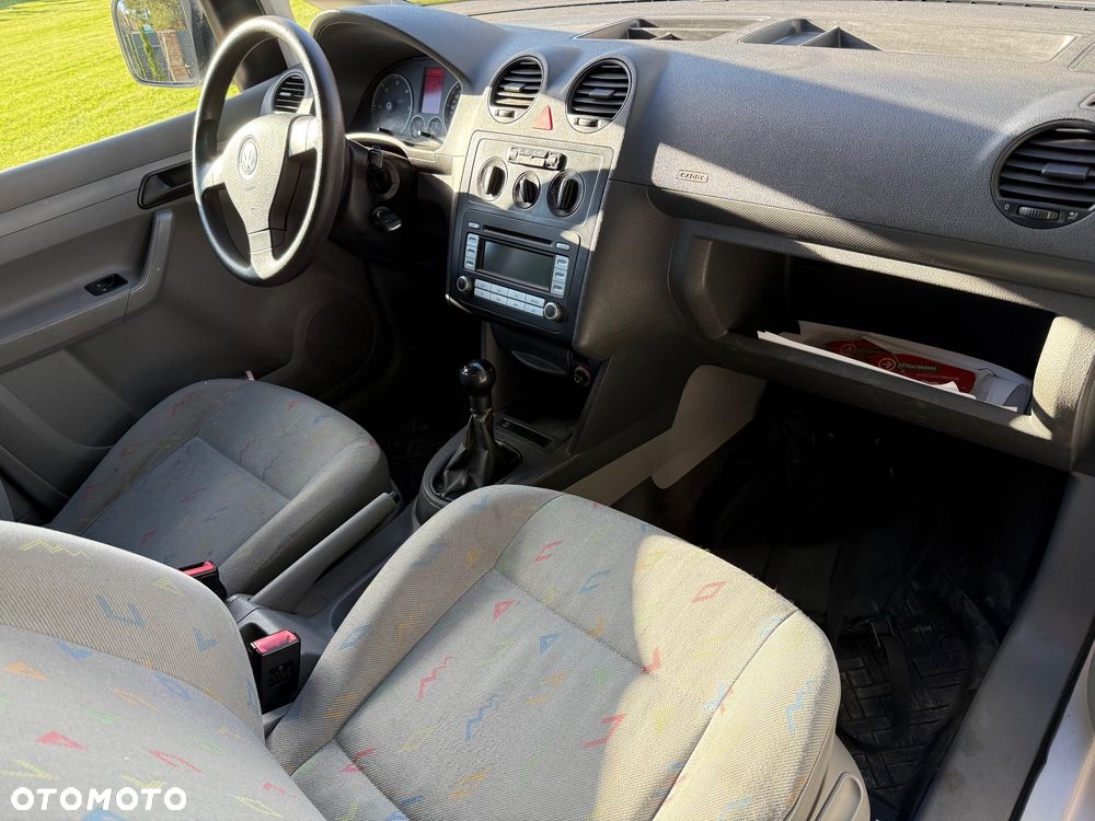Volkswagen Caddy - 9
