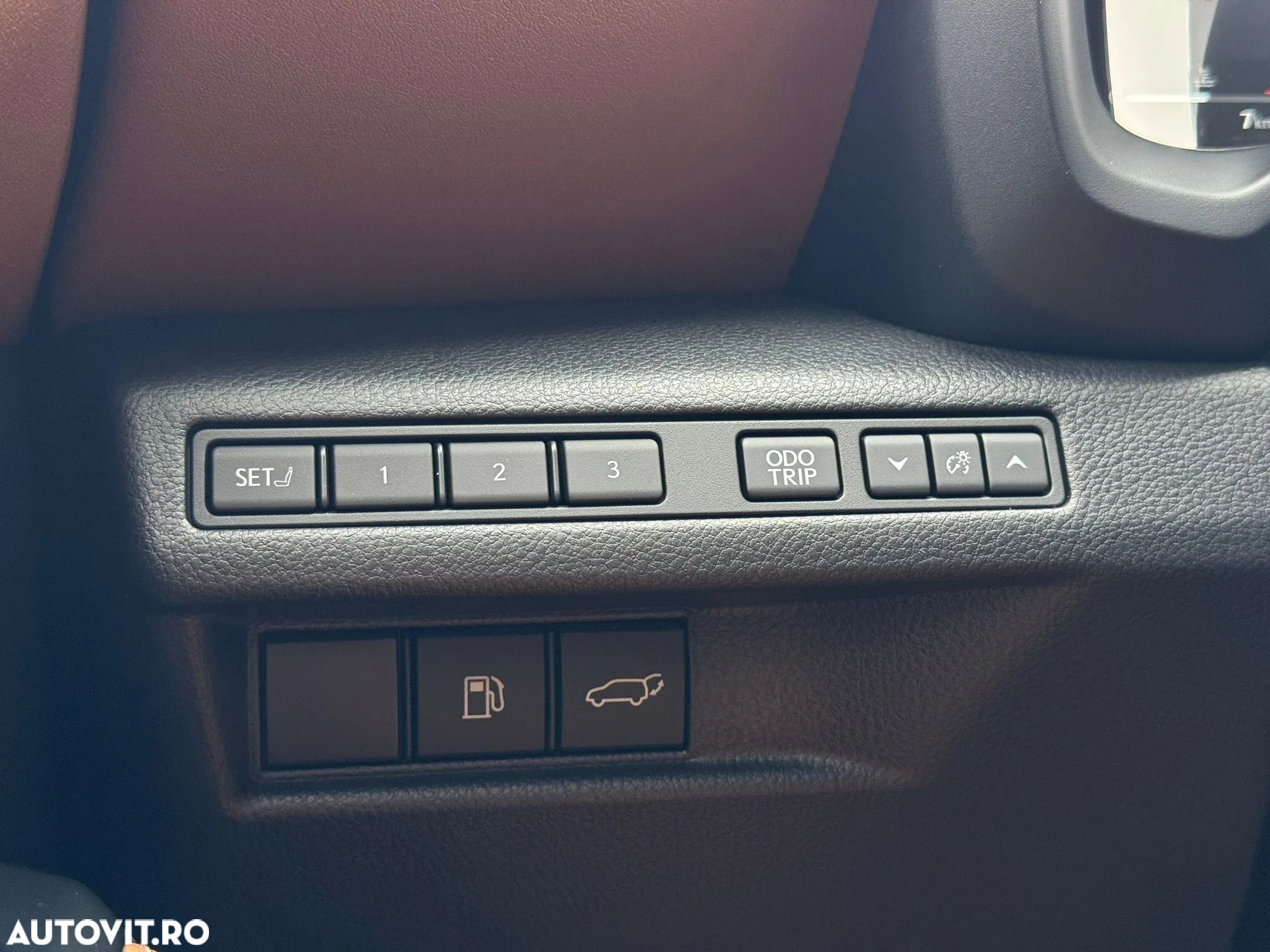 Lexus LBX 1.5 HEV 4x2 CVT Relax - 35