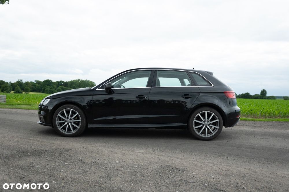 Audi A3 Sportback 1.4 TFSI E-tron Attraction e-S tronic - 17