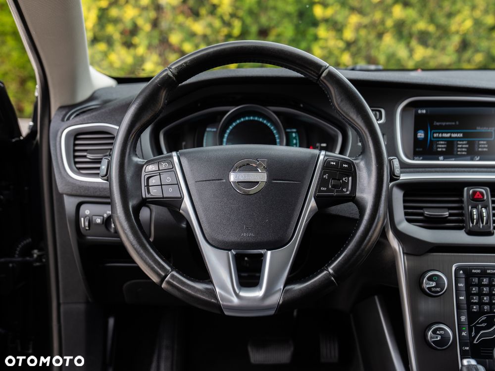 Volvo V40 D3 Geartronic R Design - 30