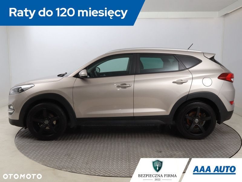 Hyundai Tucson - 4