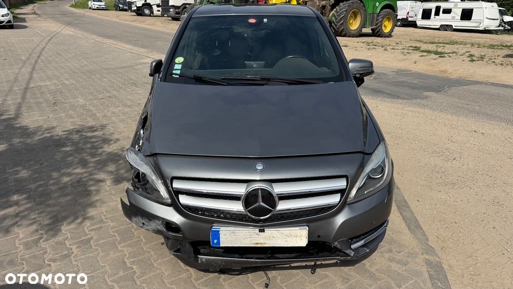 Mercedes-Benz Klasa B - 2