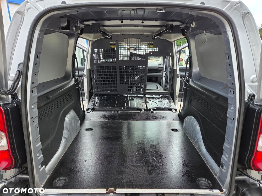 Opel Combo - 34