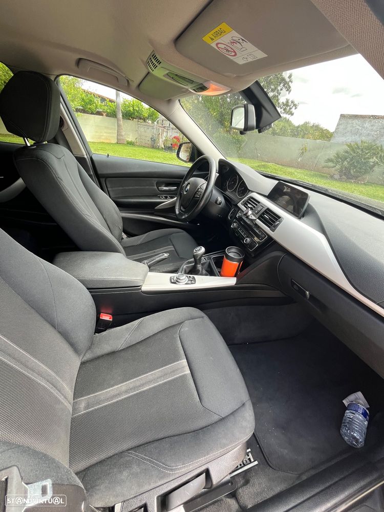 BMW 316 d Luxury Line - 4