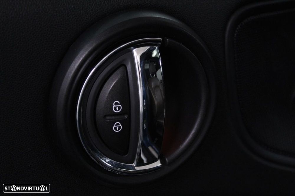 MINI Countryman Cooper SE ALL4 Auto - 21