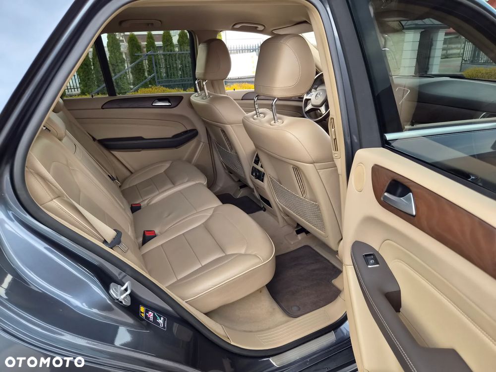 Mercedes-Benz ML 350 BlueEff 4-Matic - 18