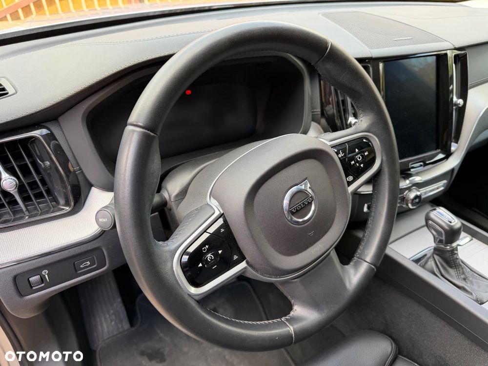 Volvo XC 60 D4 Geartronic Inscription - 36
