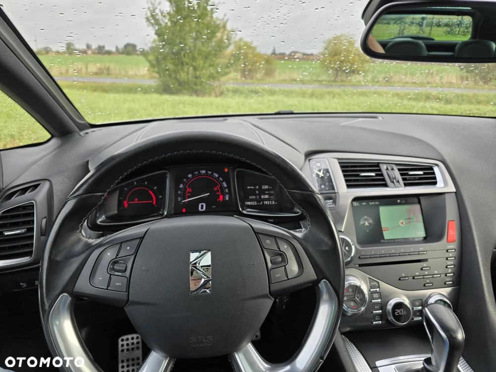 Citroën DS5 BlueHDi 180 SoChic - 11