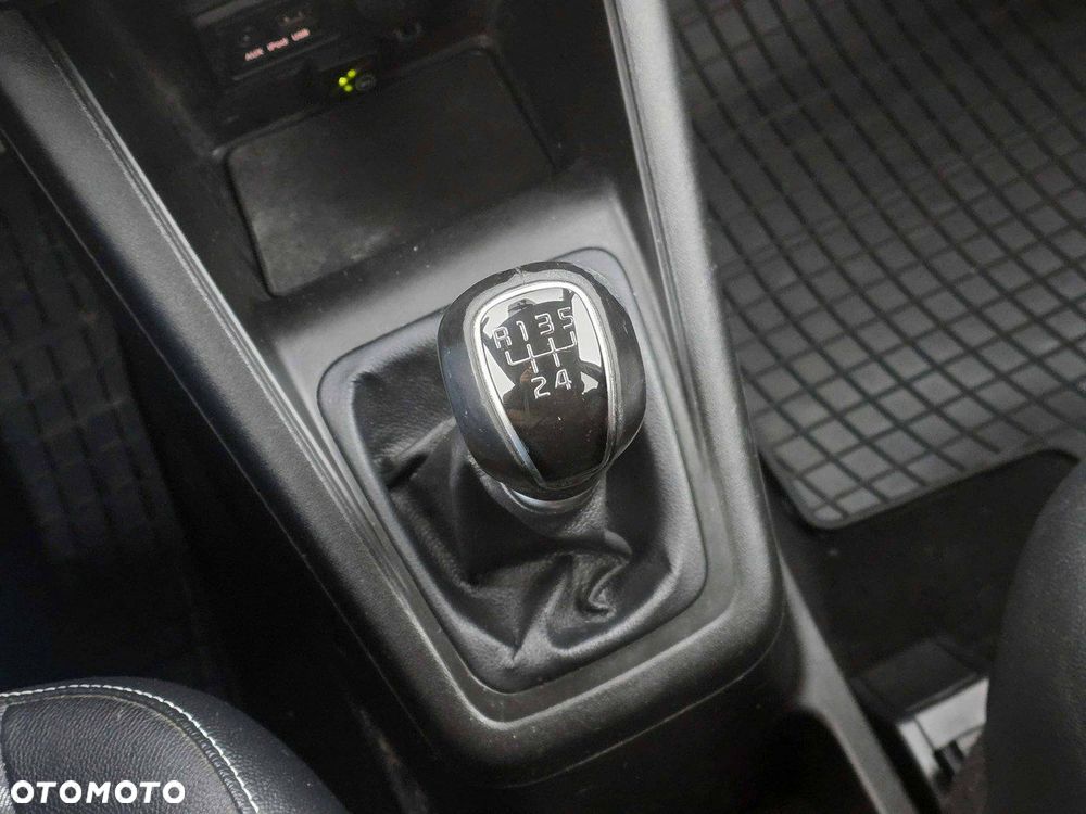 Kia Venga 1.4 Business Line - 14